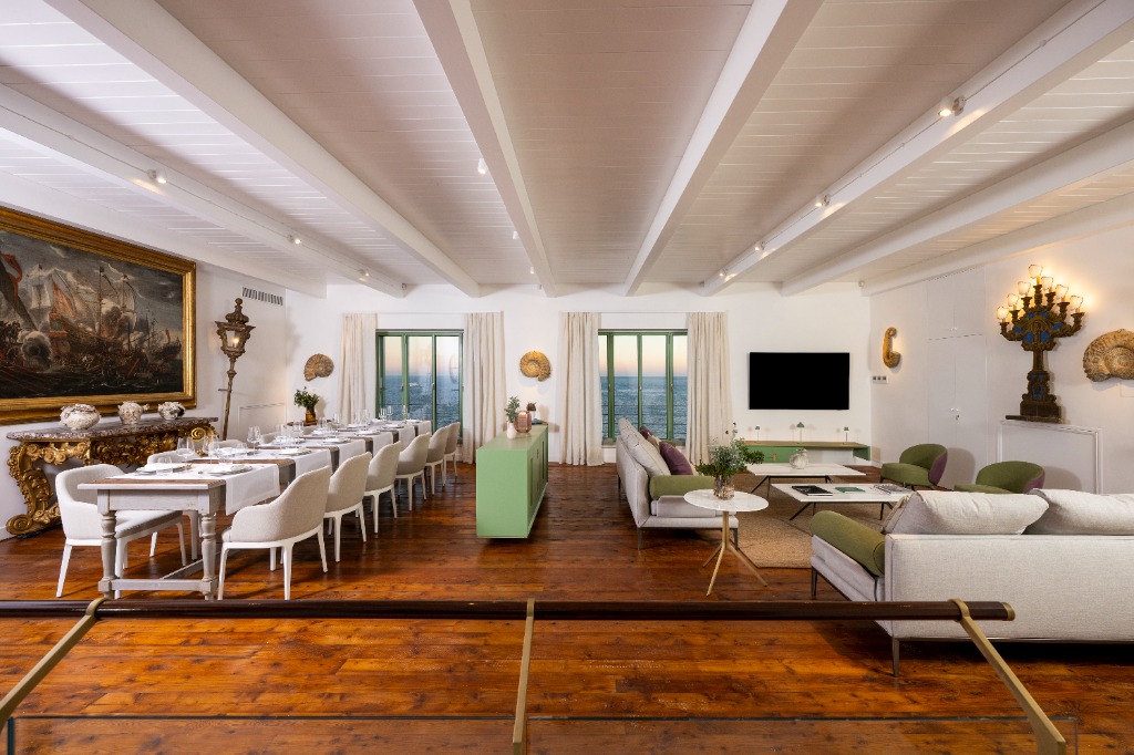 Newly uploaded panoramic view of a luxury private island villa salon and dining hall overlooking the ocean